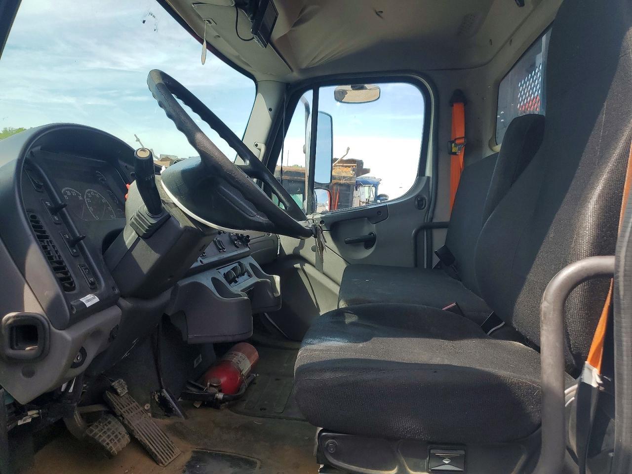 2017 Freightliner M2 106 Medium Duty