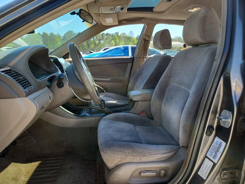 2003 Toyota Camry le