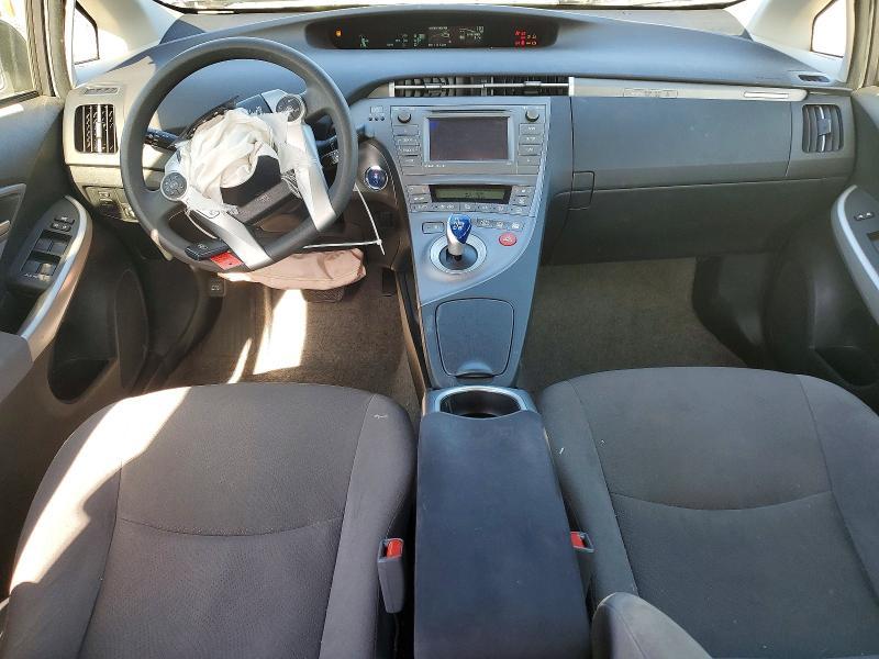 2014 Toyota Prius Plug-in Hybrid Base