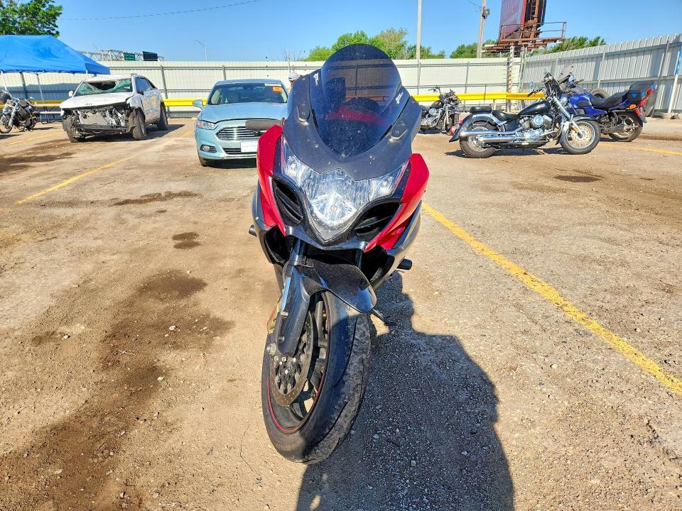 2015 Suzuki GSX-R1000