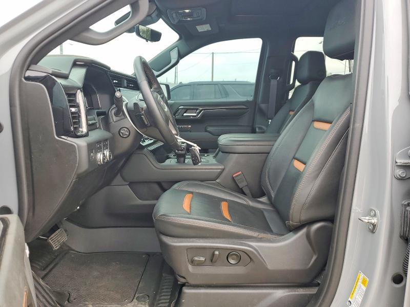 2024 GMC Sierra K1500 AT4