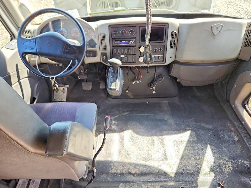 2011 Ic Corporation 3000 HC