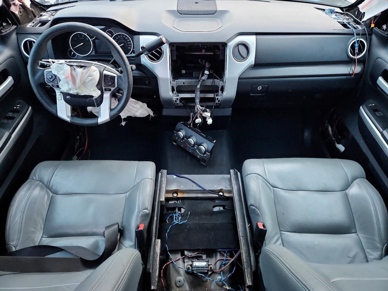 2014 Toyota Tundra SR5