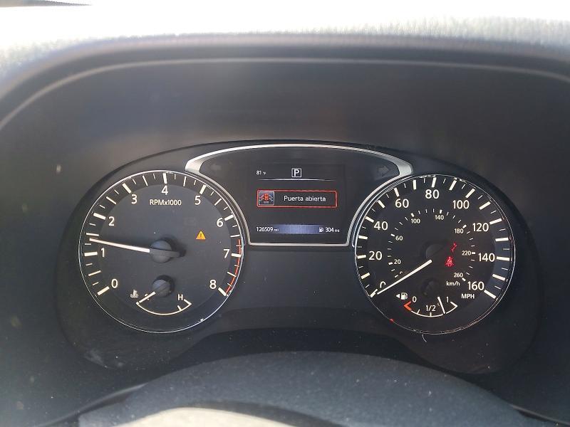 2017 Nissan Pathfinder sv