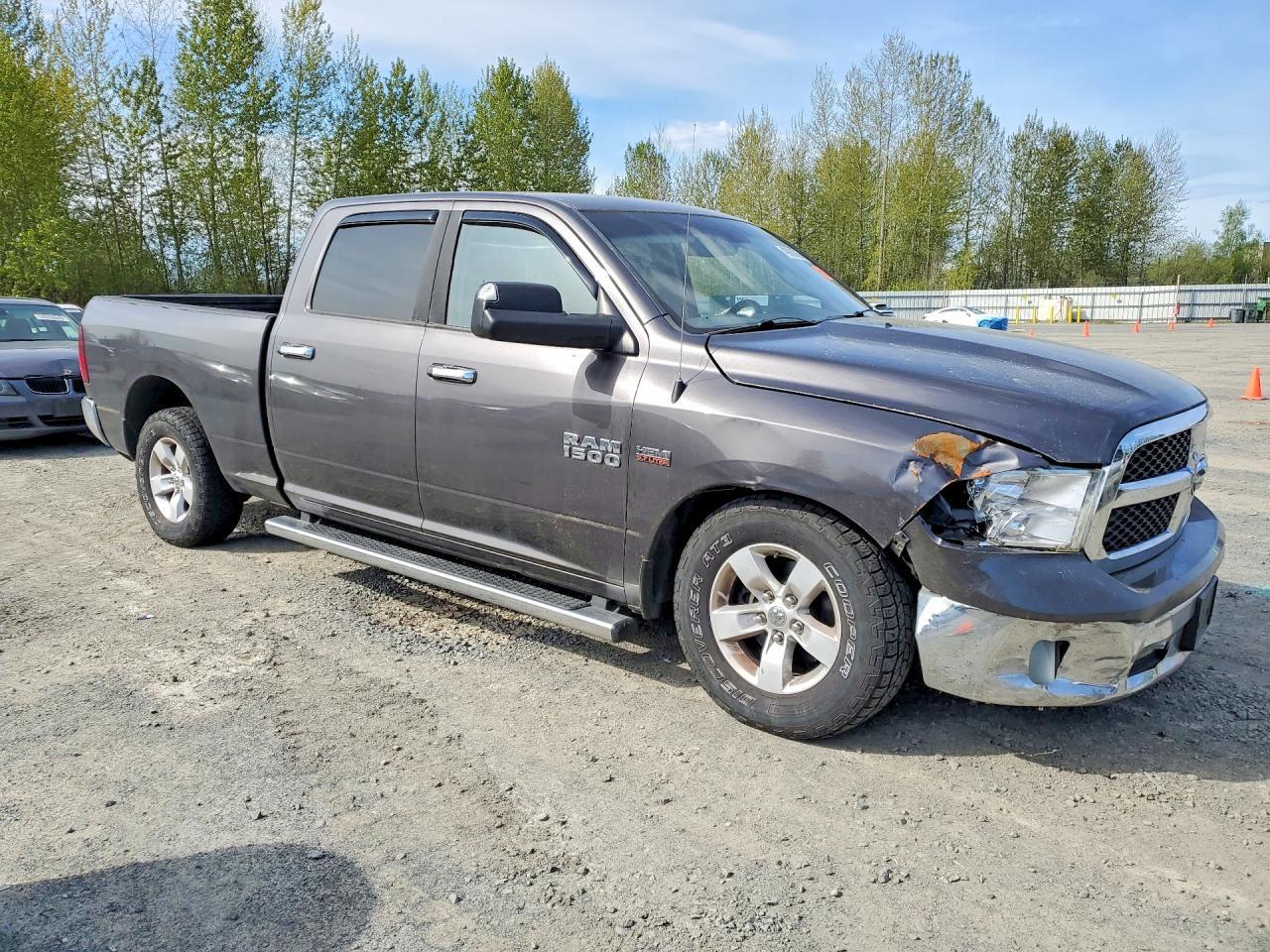 2015 Dodge RAM 1500 SLT