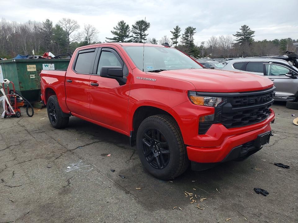2022 Chevrolet Silverado K1500 Custom