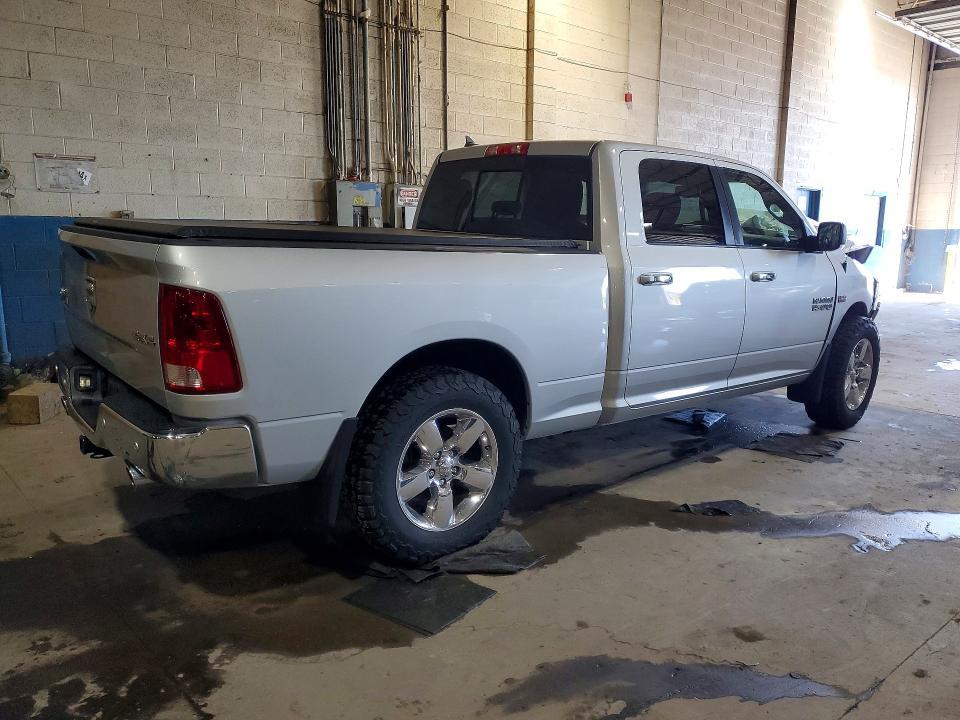 2016 Dodge RAM 1500 SLT