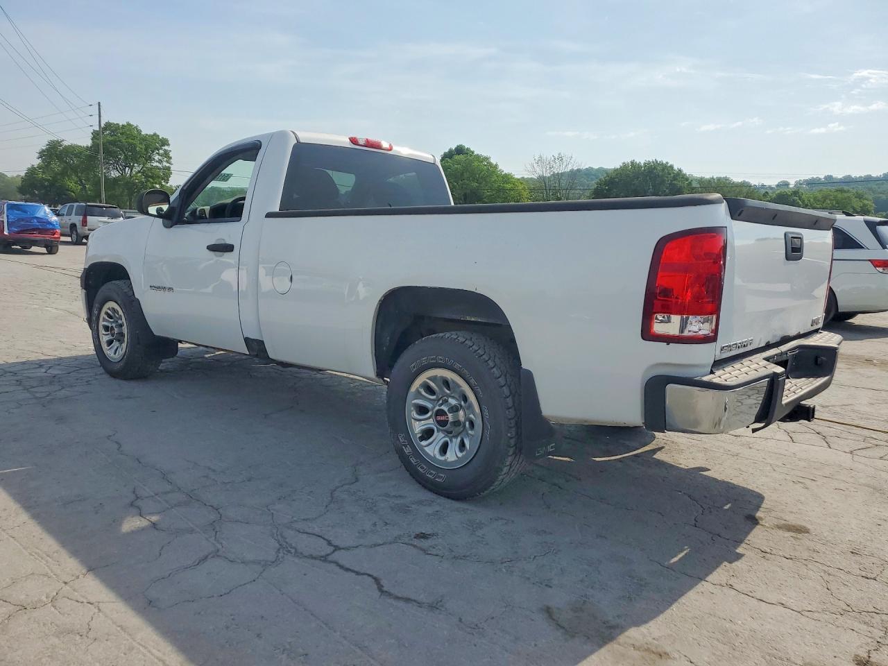 2013 GMC Sierra C1500