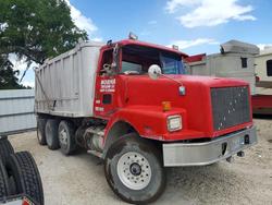 Volvo Convention Vehiculos salvage en venta: 1997 Volvo WG Dump Truck