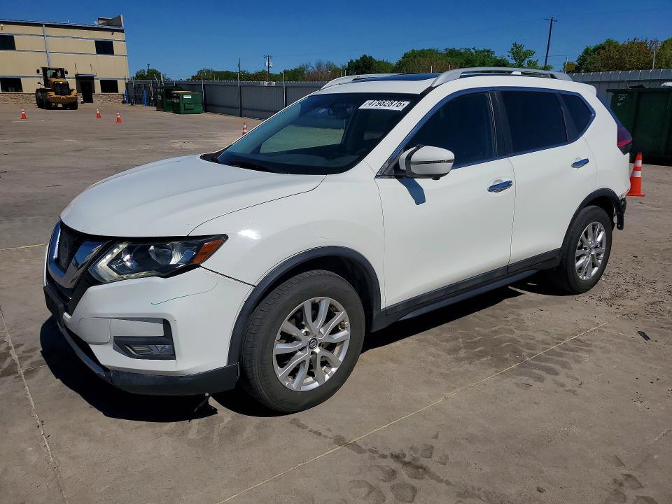 2017 Nissan Rogue sv