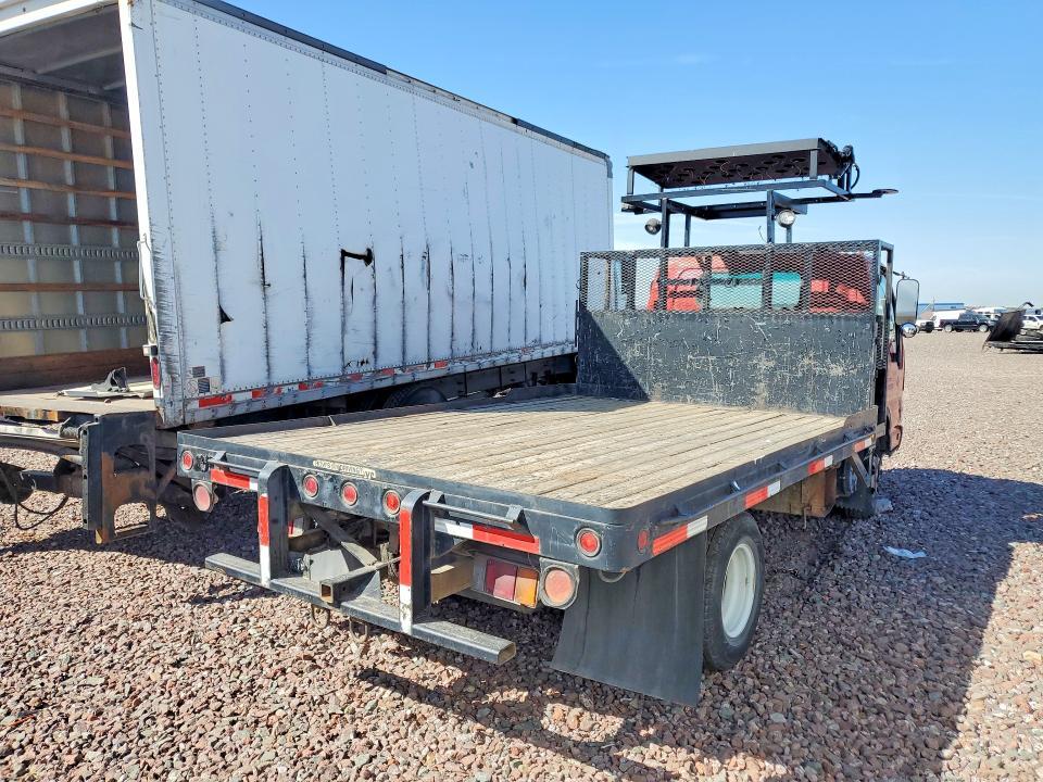 2006 Isuzu NPR Flatbed Truck