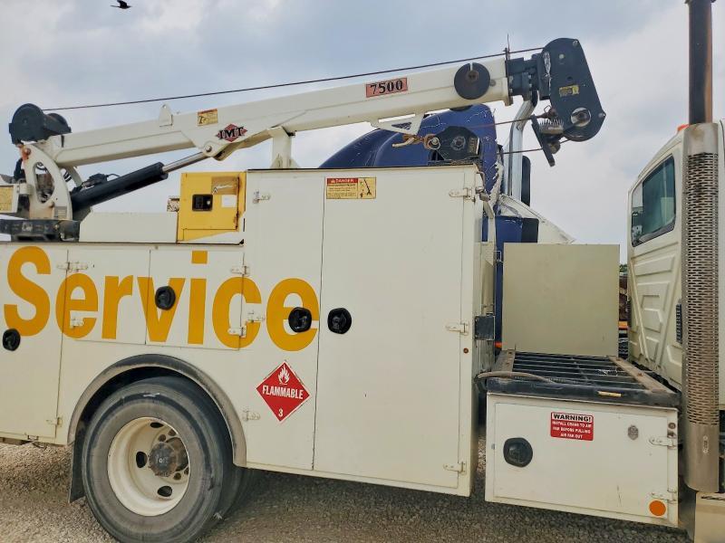 2017 International 4400 Utility / Service Truck