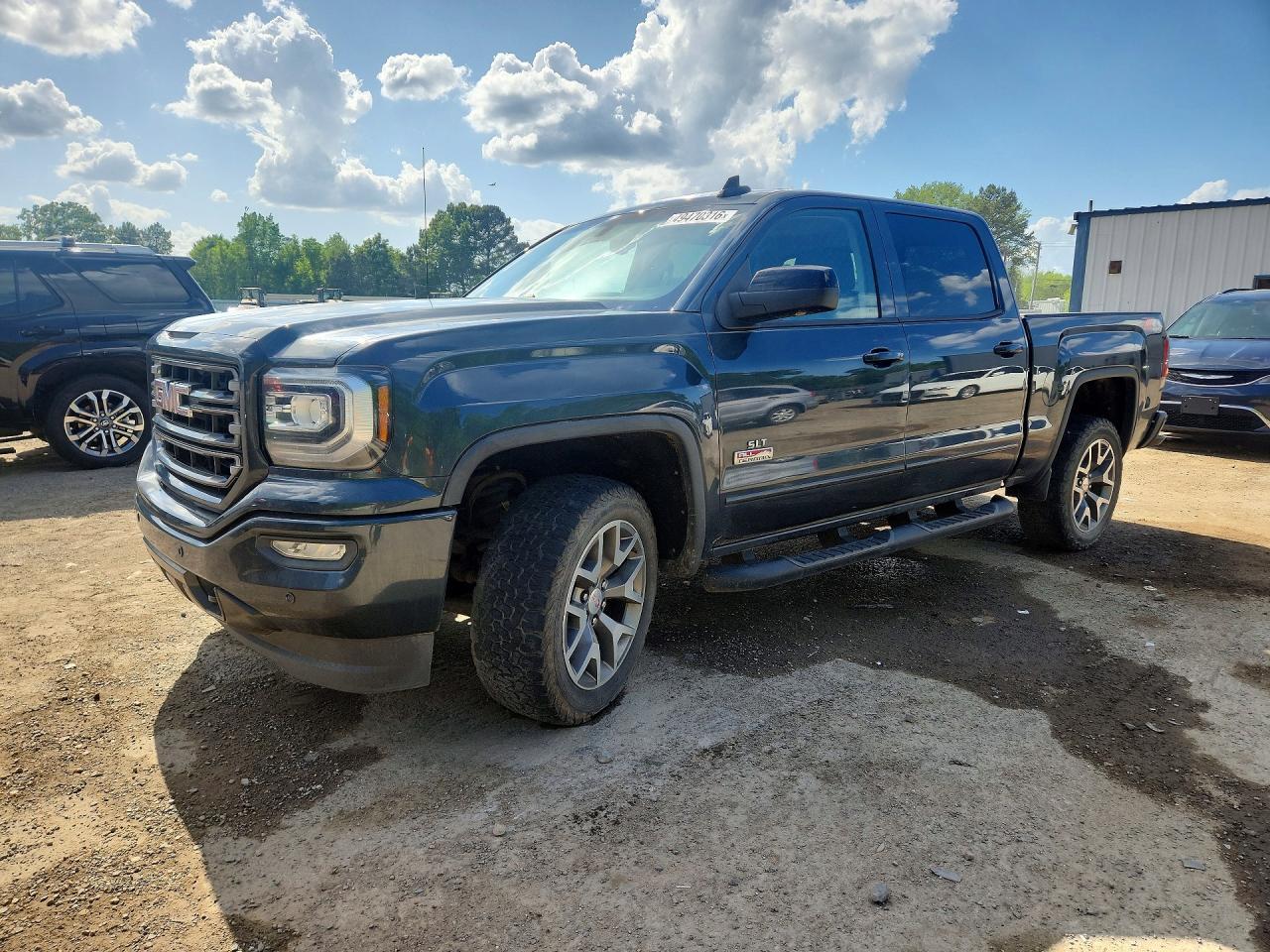 2017 GMC Sierra K1500 SLT