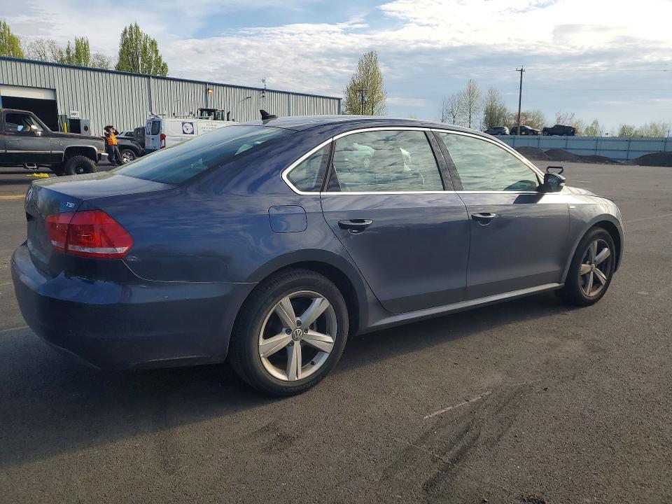 2014 Volkswagen Passat s