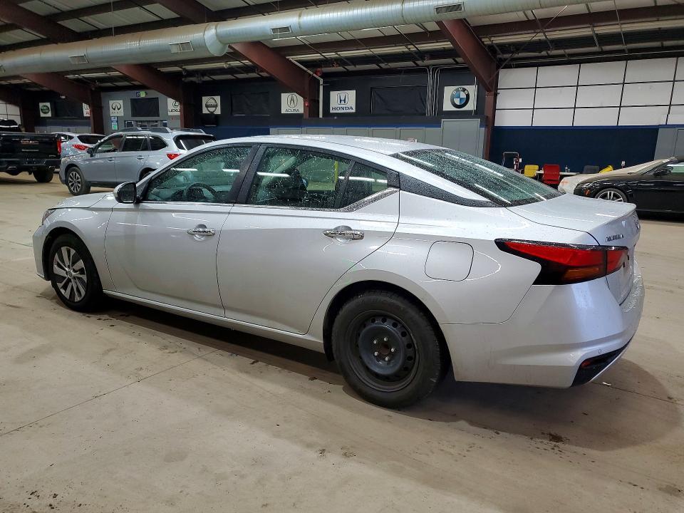 2023 Nissan Altima s