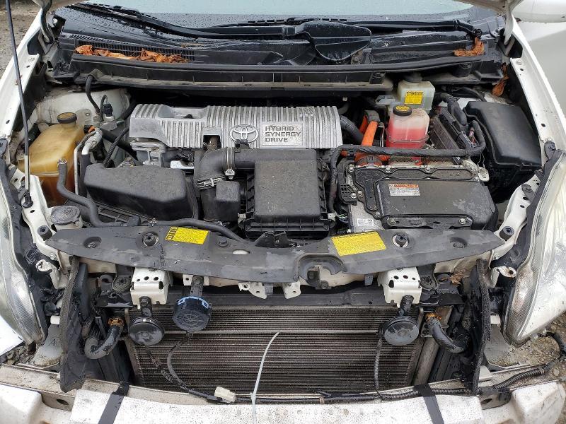 2014 Toyota Prius two