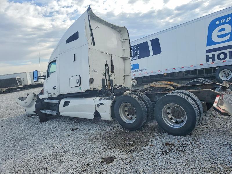2015 Kenworth Construction T680