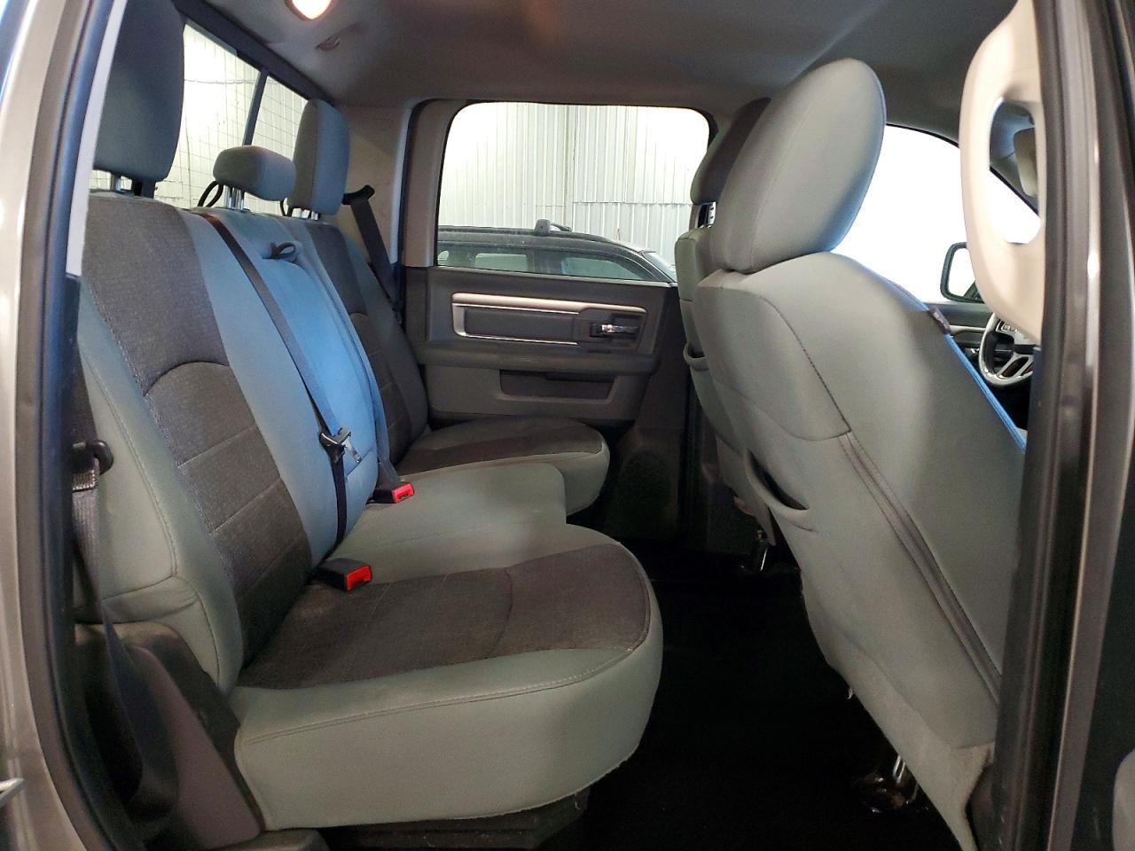 2013 Dodge RAM 1500 SLT