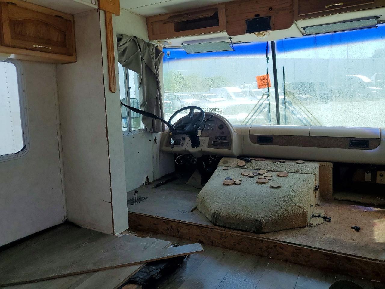 2000 Damon Daybreak RV