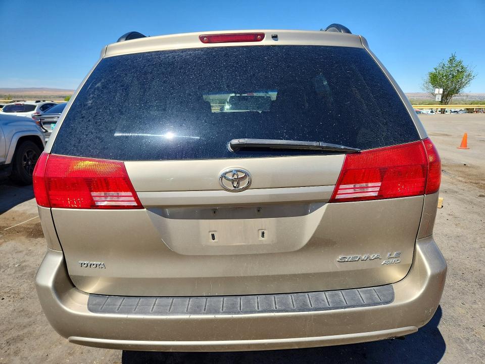 2004 Toyota Sienna le 7 Passenger