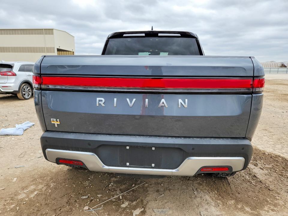 2022 Rivian R1T Adventure