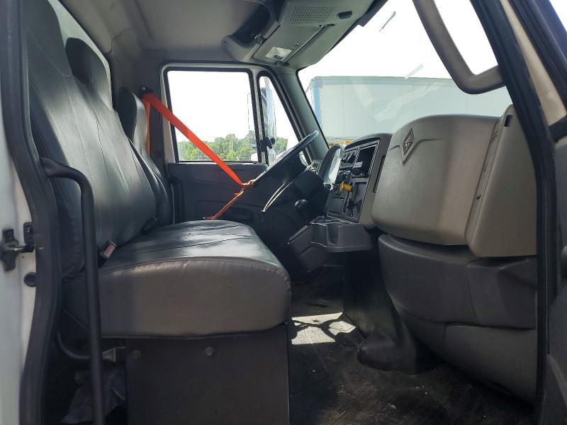 2019 International 4300 BOX Truck