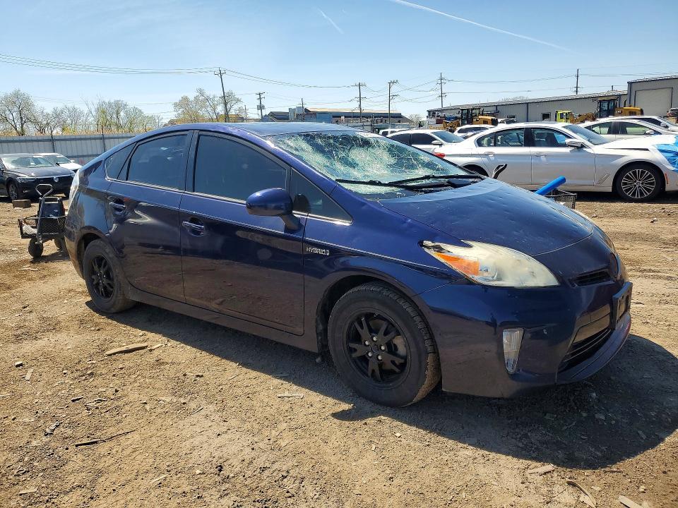 2014 Toyota Prius two