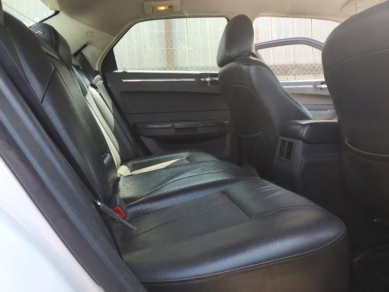 2010 Chrysler 300 Touring