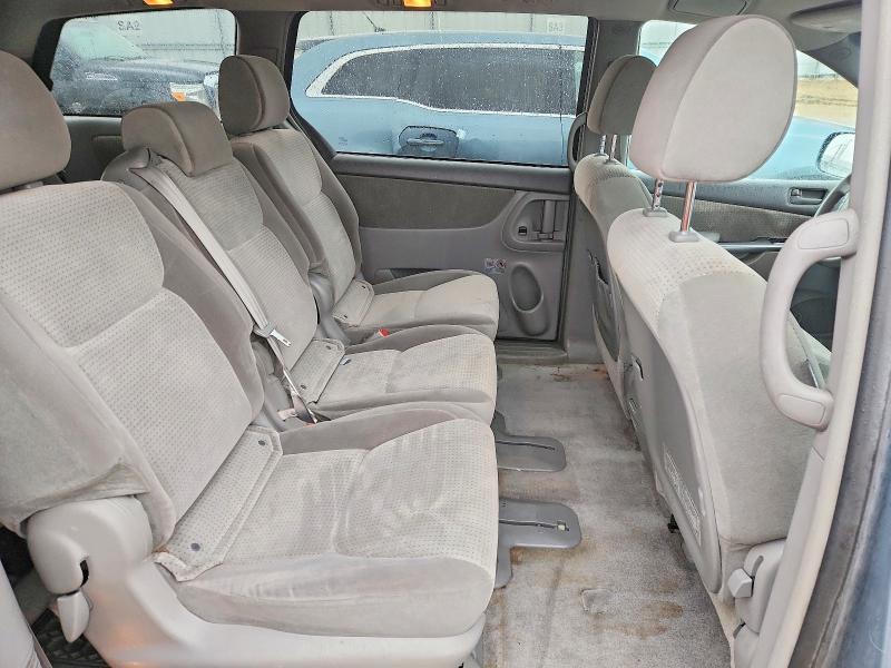 2007 Toyota Sienna ce 7-passenger