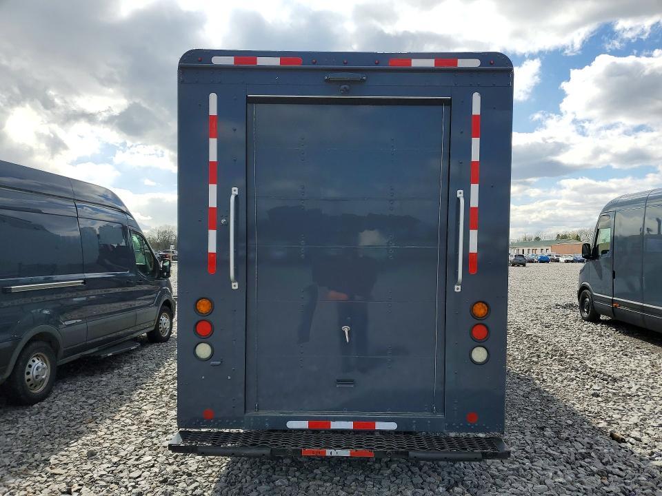2021 Freightliner Chassis M Line WALK-IN Van