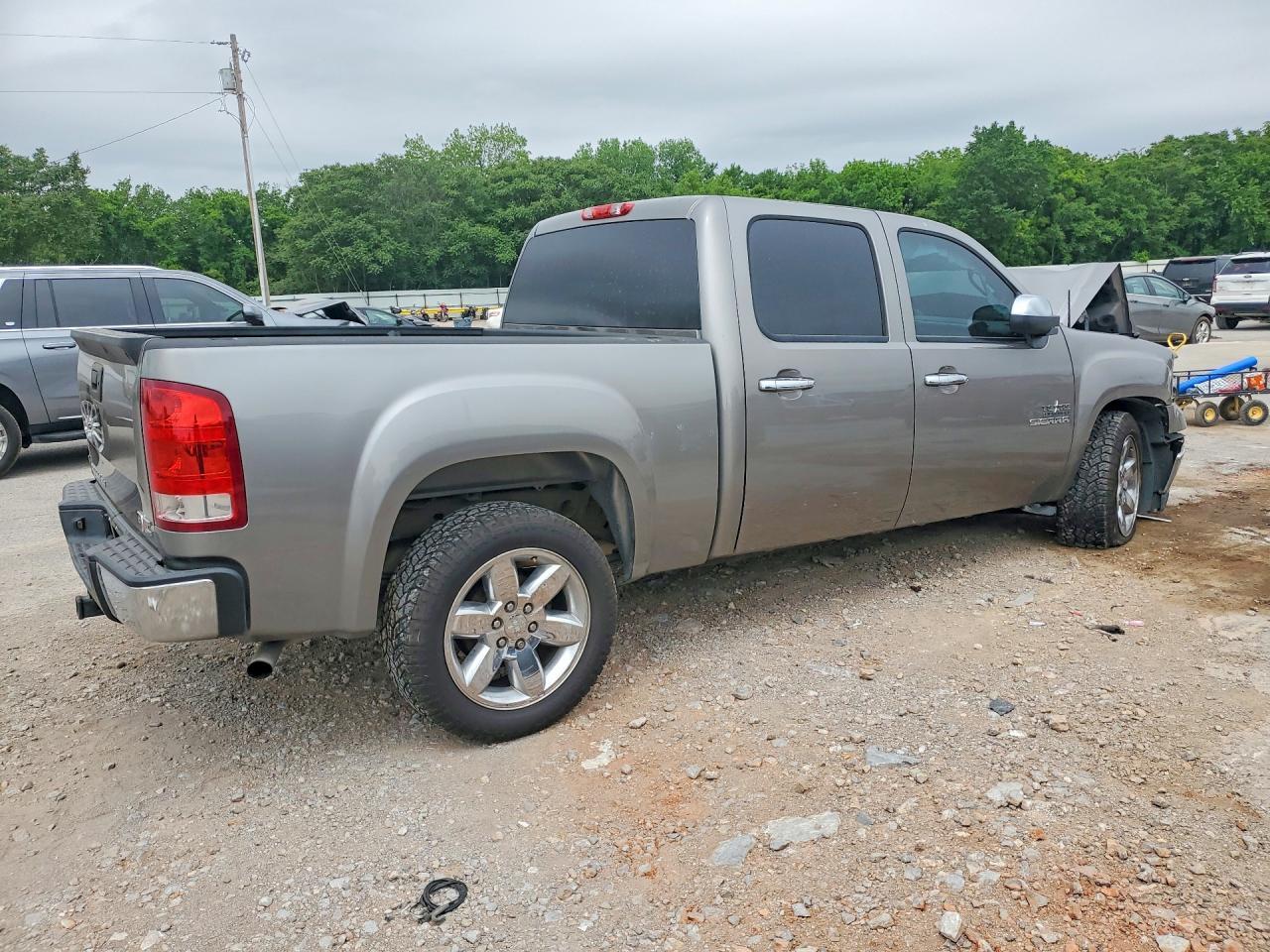 2013 GMC Sierra C1500 SLE