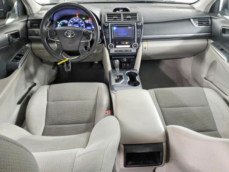 2014 Toyota Camry Hybrid le