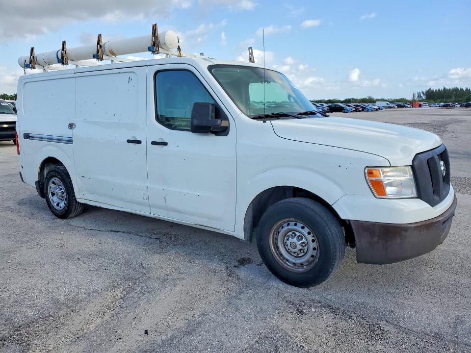 2015 Niss AN NV 1500 Delivery Van