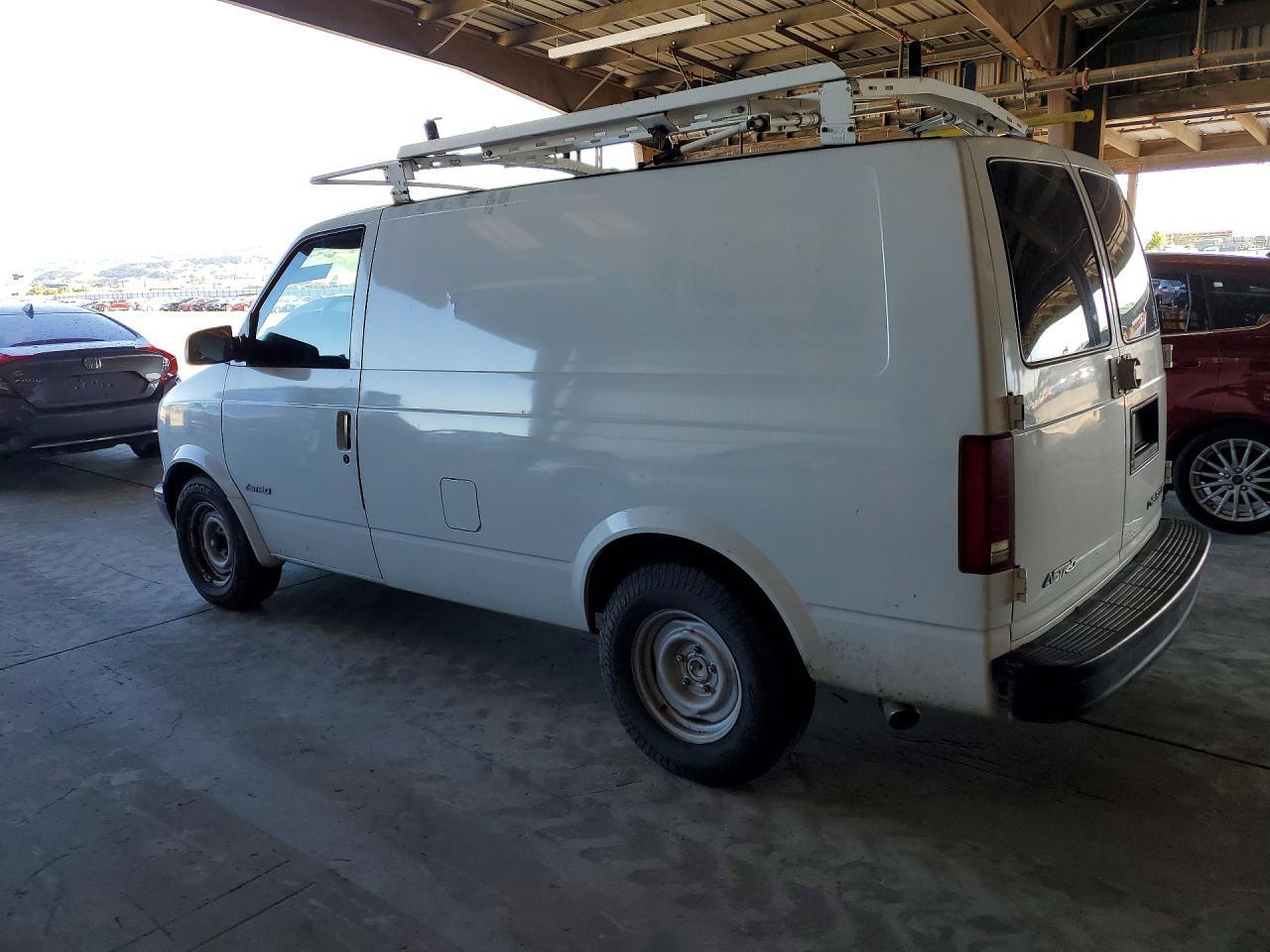 1999 Chev Astro