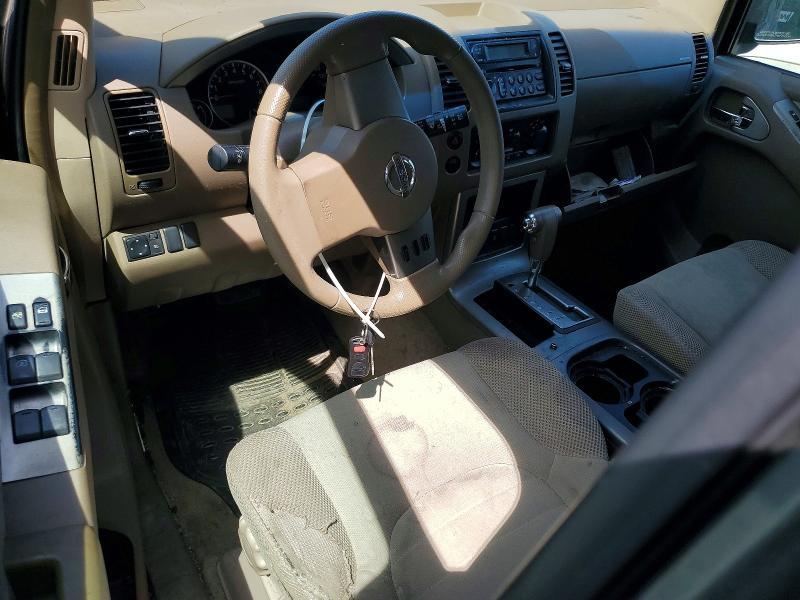 2005 Nissan Pathfinder xe