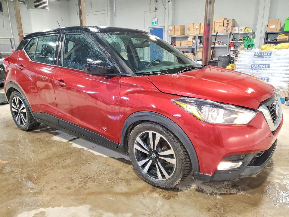2019 Nissan Kicks s