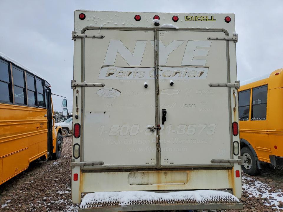2020 Ford Transit Delivery Truck