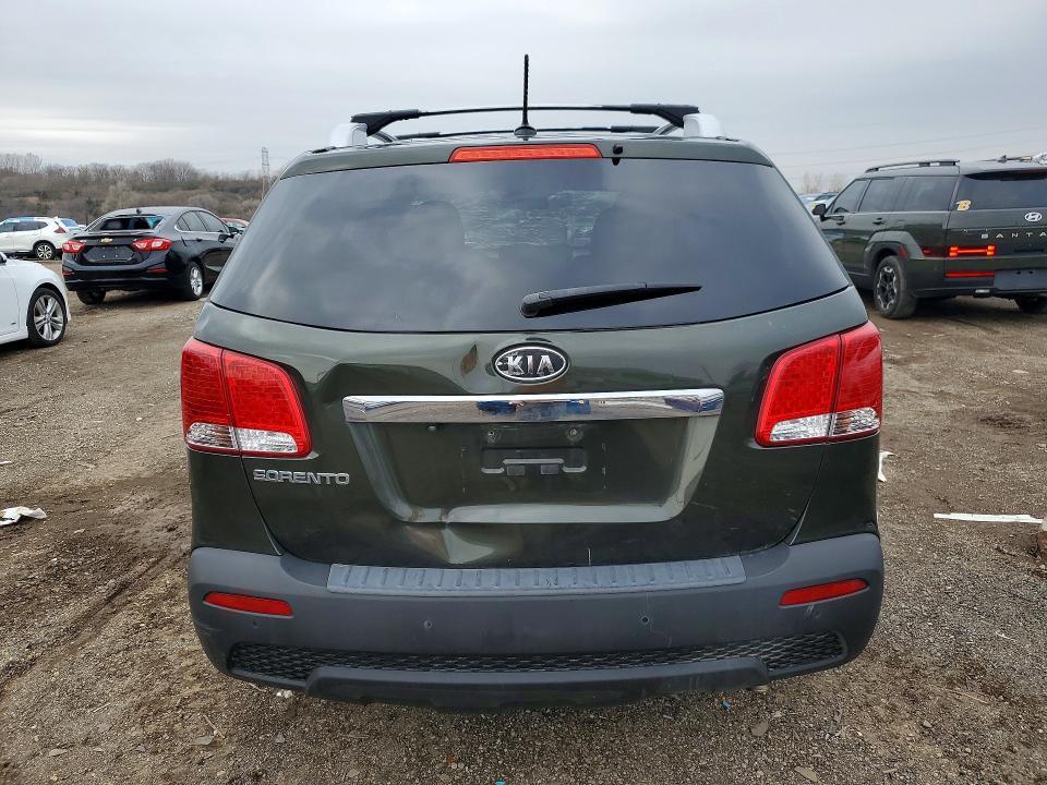 2013 KIA Sorento lx