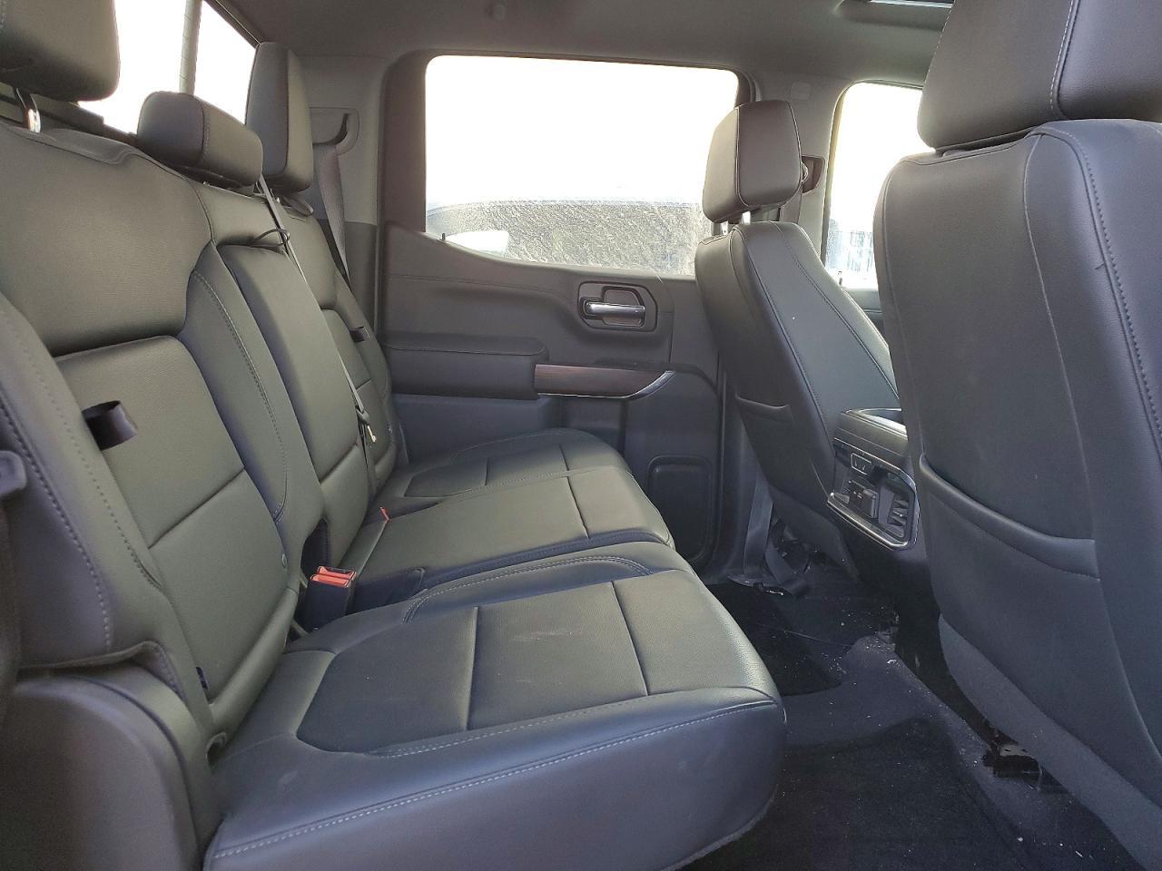 2020 GMC Sierra K1500 SLT