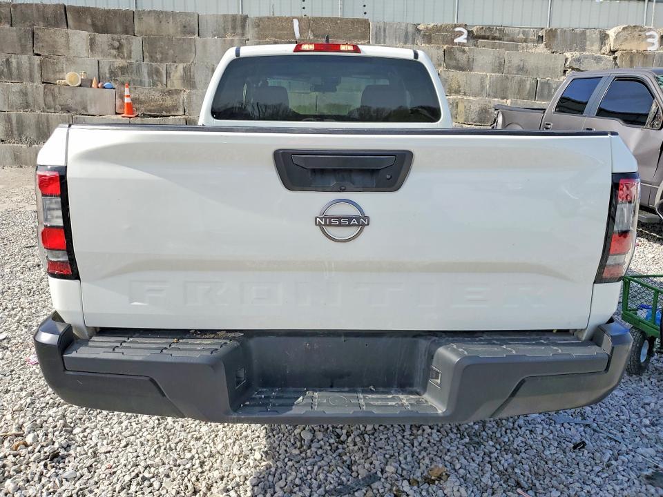 2022 Nissan Frontier S