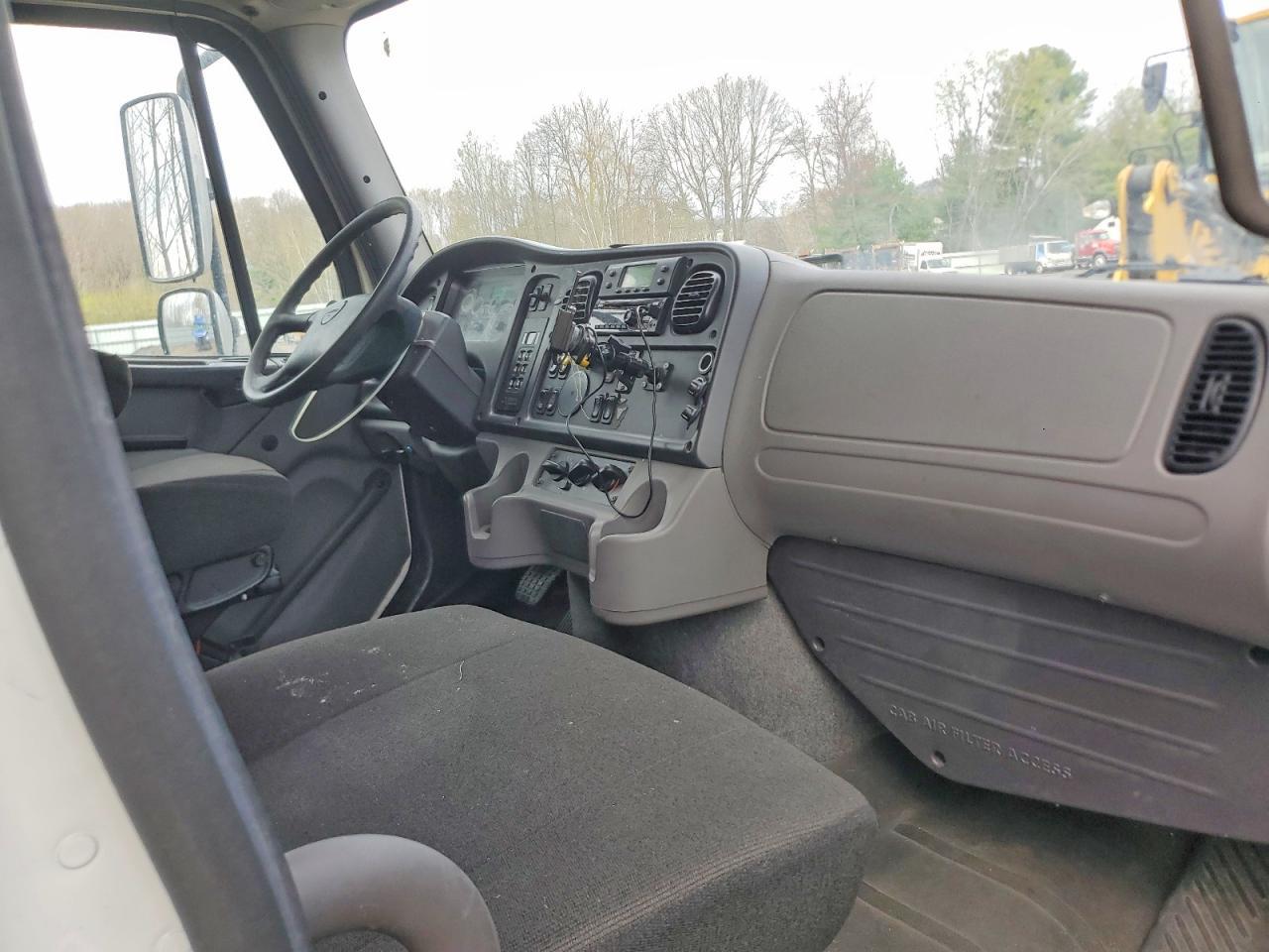 2019 Rockwood 2020 Freightliner Business Class M2 Refrigerated B