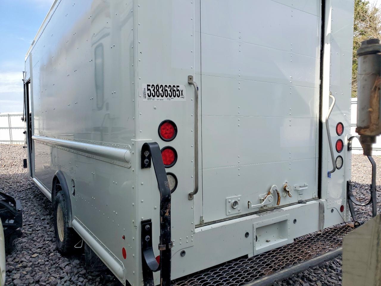 2021 Ford Econoline E450 Super Duty Commercial Stripped Chas