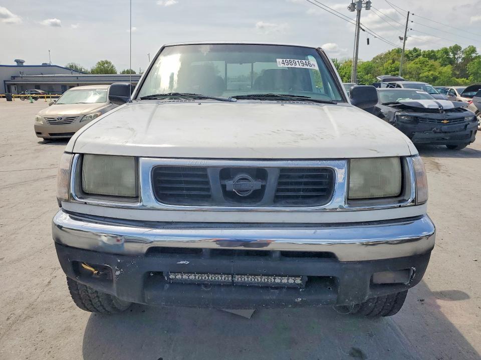 2000 Nissan Frontier XE