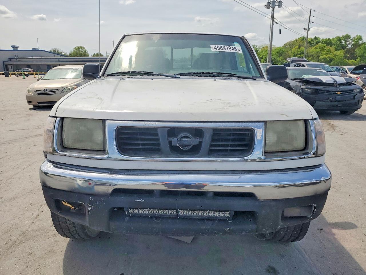 2000 Nissan Frontier XE