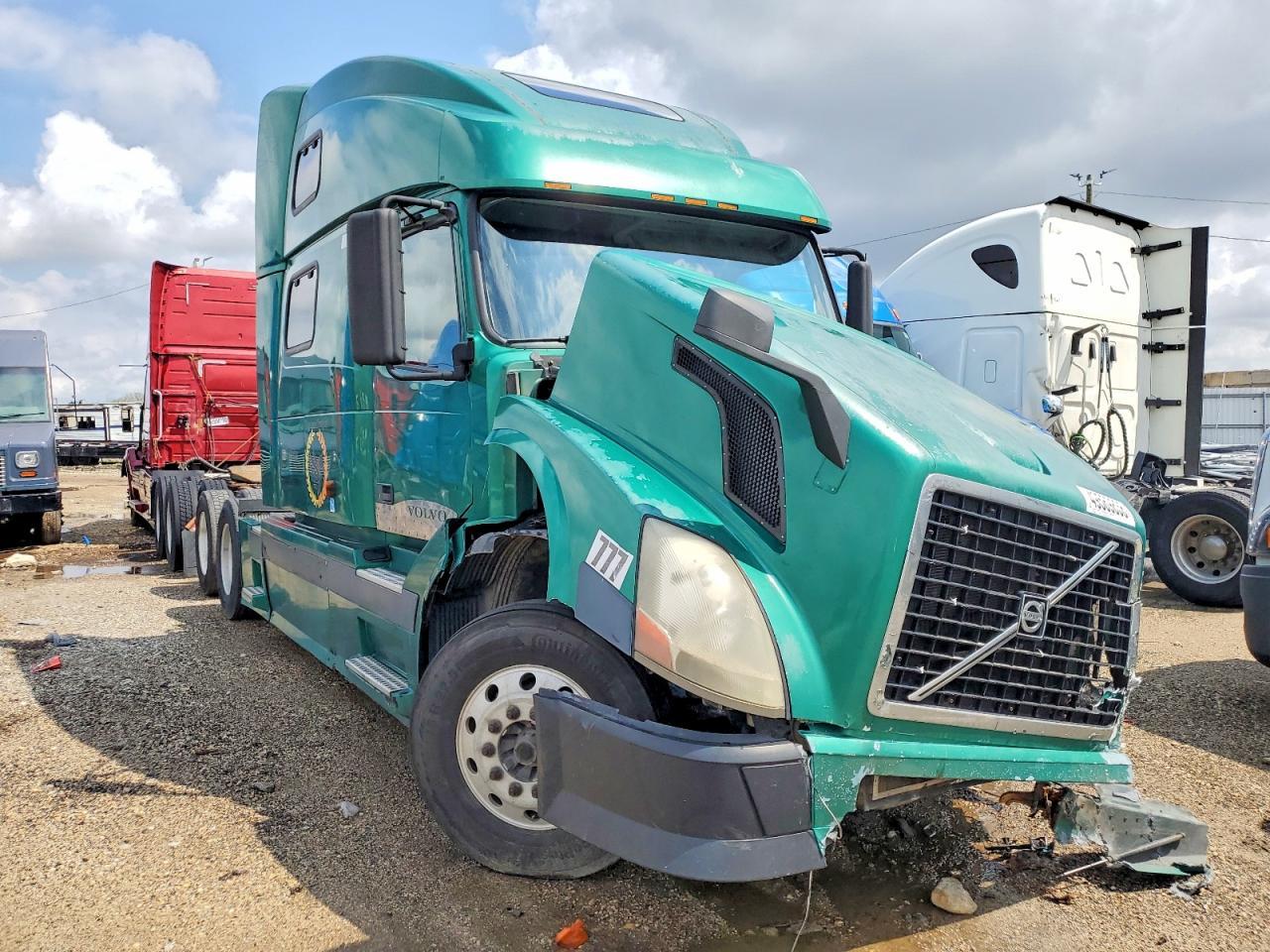 2006 Volvo VN VNL-Semi Truck