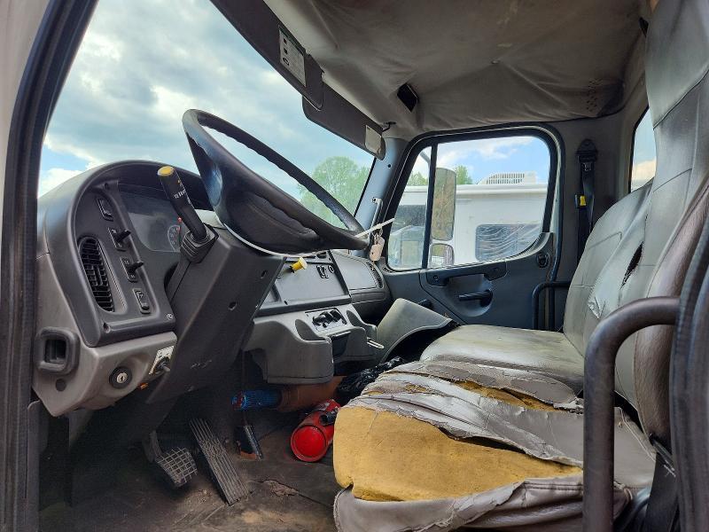 2015 Freightliner M2 106 Medium Duty