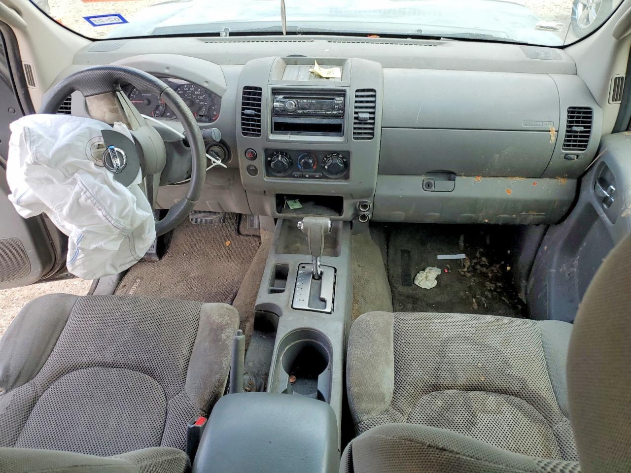 2006 Nissan Frontier SE