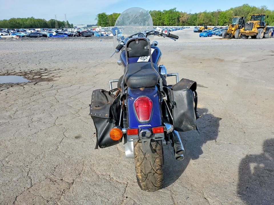 2002 Honda VTX1800 C