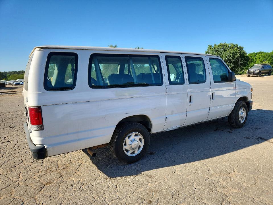 2010 Ford Econoline E350 Super Duty Wagon
