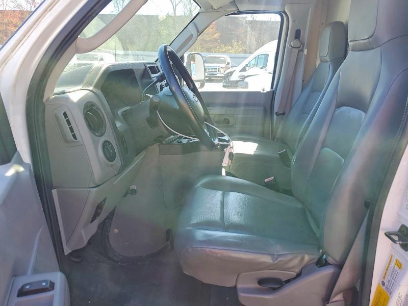2010 Ford E350 Delivery Truck
